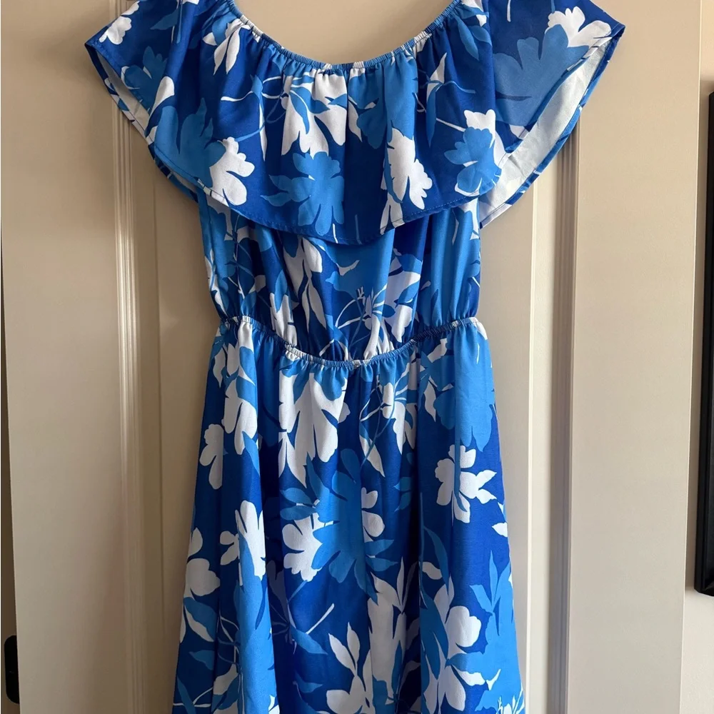 First Love Blue and White Floral Off-Shoulder Dress Medium - Picture 2 of 3